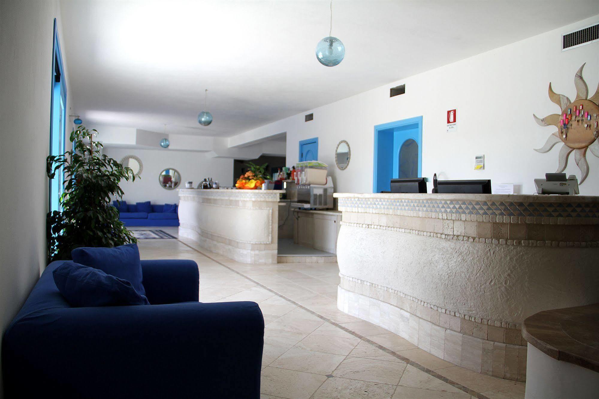 Hotel Gran Torre Phg Кабрас Экстерьер фото